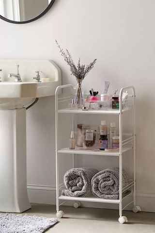 Bathroom organizers: Image of Urban Outfitters organizer
