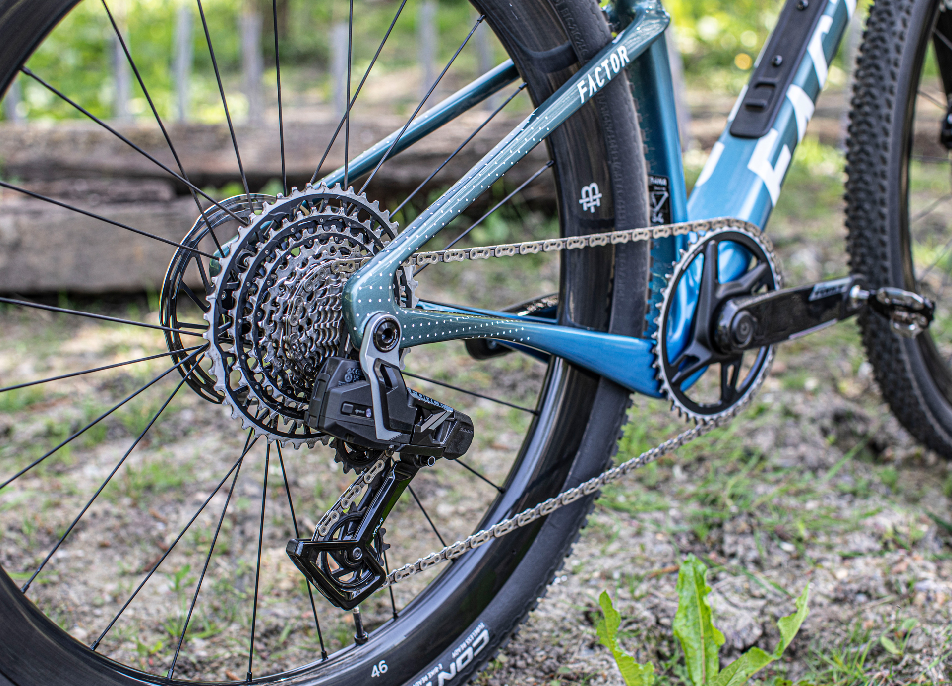 Factor Sarana gravel bike