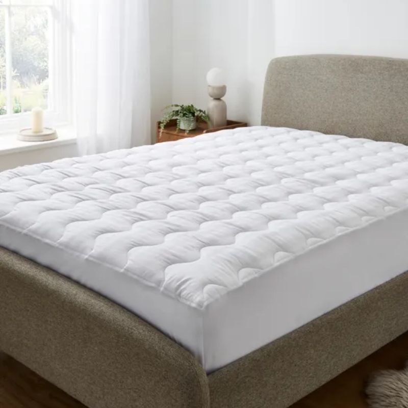 white mattress topper