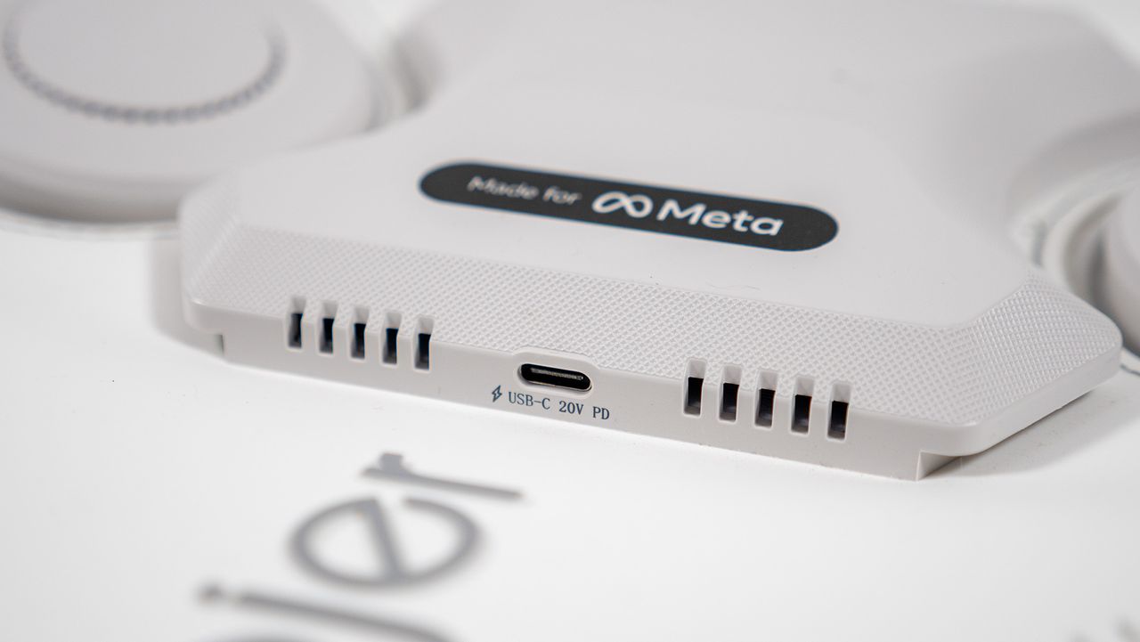 A close-up look at the battery pack on the back of the Woojer Haptic Vest 3