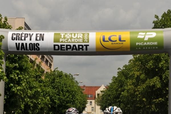 The stage commenced in Cr&eacute;py-en-Valois