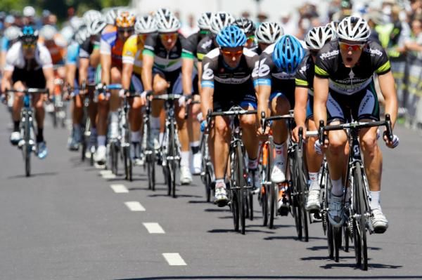 Luke Durbridge leads the race.