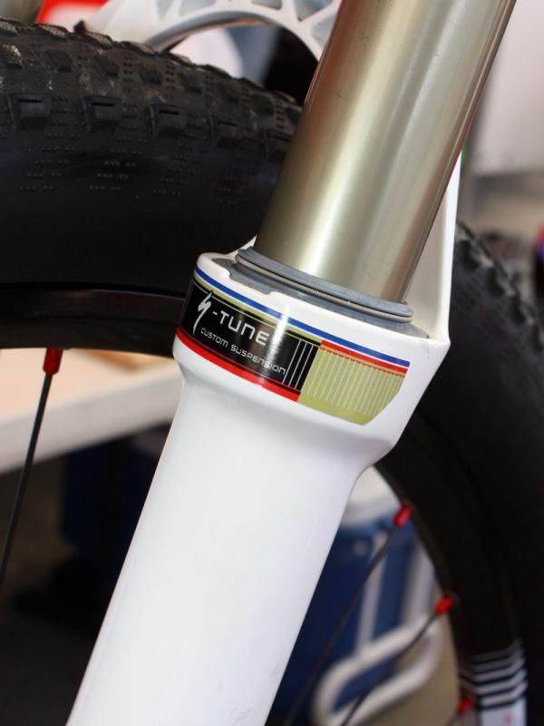 Specialized team mechanics look to have custom-tuned this fork especially for Stander.