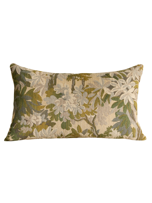 Sagamond Pillow