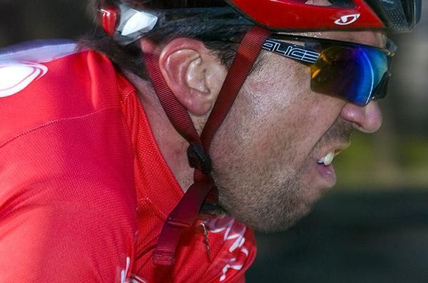 Charles Howlett (Search2Retain-MyTeam2) was giving his all in the lead group.