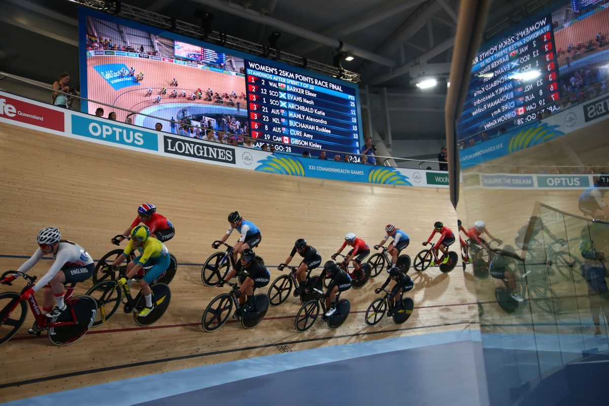 The women's points race is underway