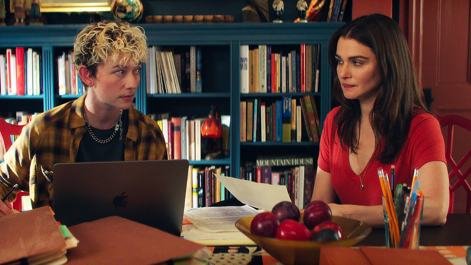 Ellen Robertson as Sid and Rachel Weisz as The Protagonist in "Vladimir" on Netflix