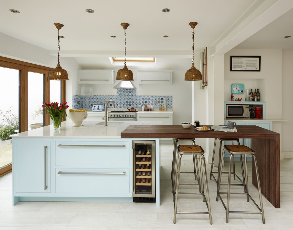 Styling A Kitchen Island With Seating 13 Stunning Looks To Try Real Homes