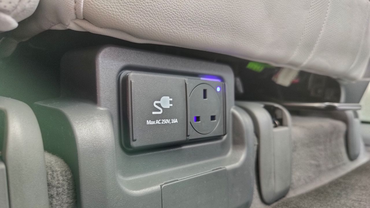 Power outlet below rear seats in Ioniq 5