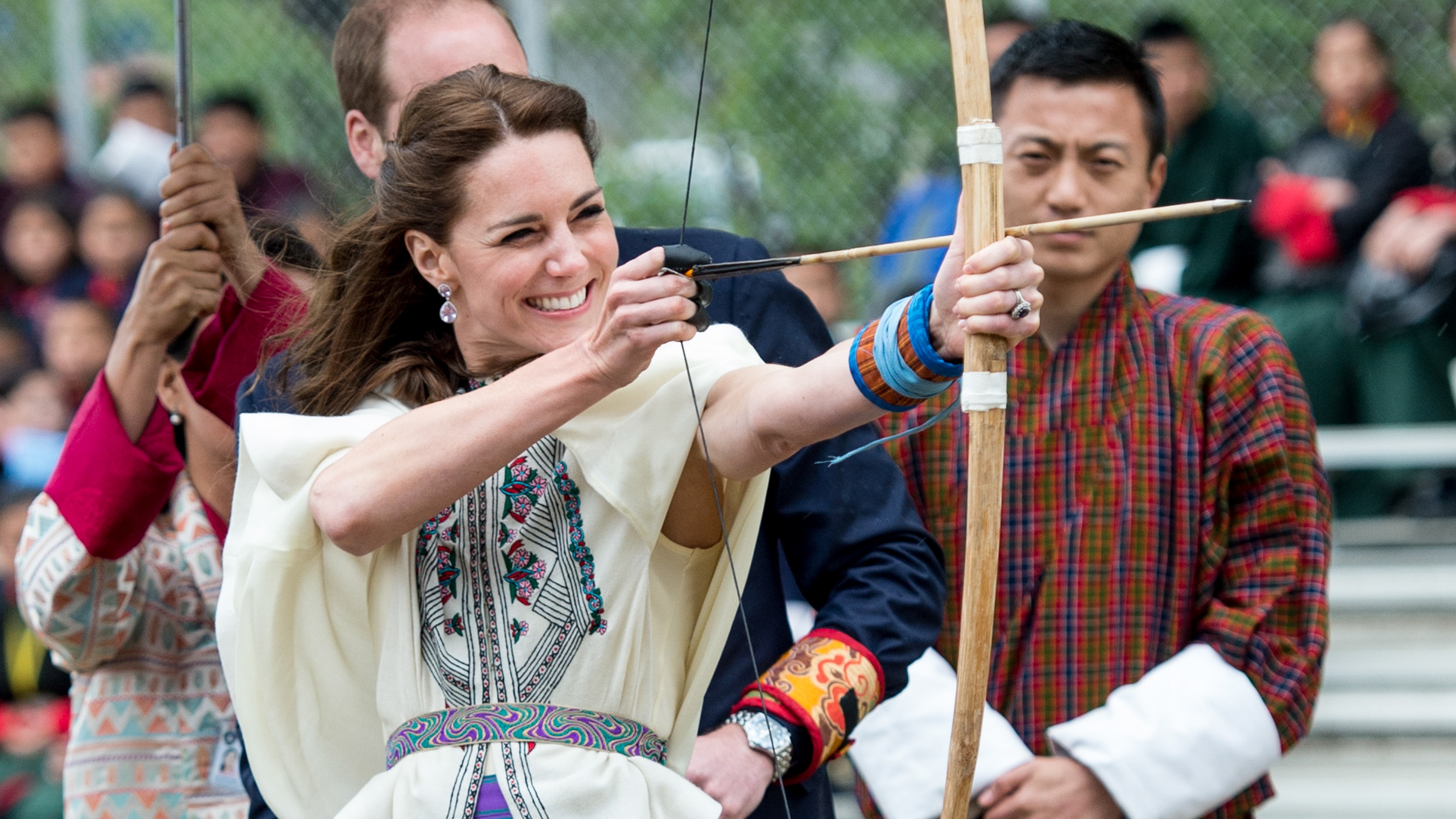 The epic sport Princess Charlotte and Kate look like total pros at ...