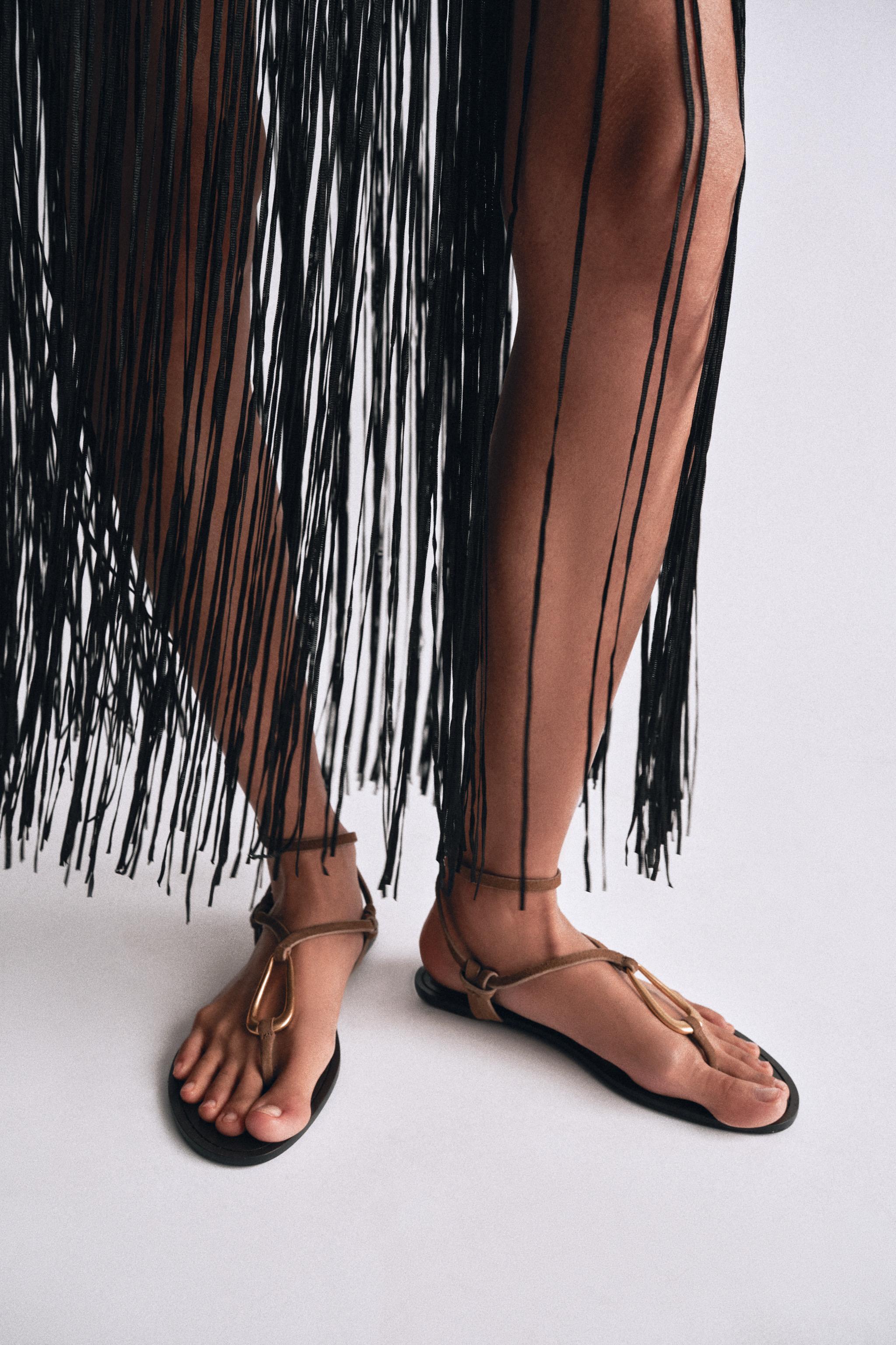 Leather Sandals With Metal Detail - Beige - 2