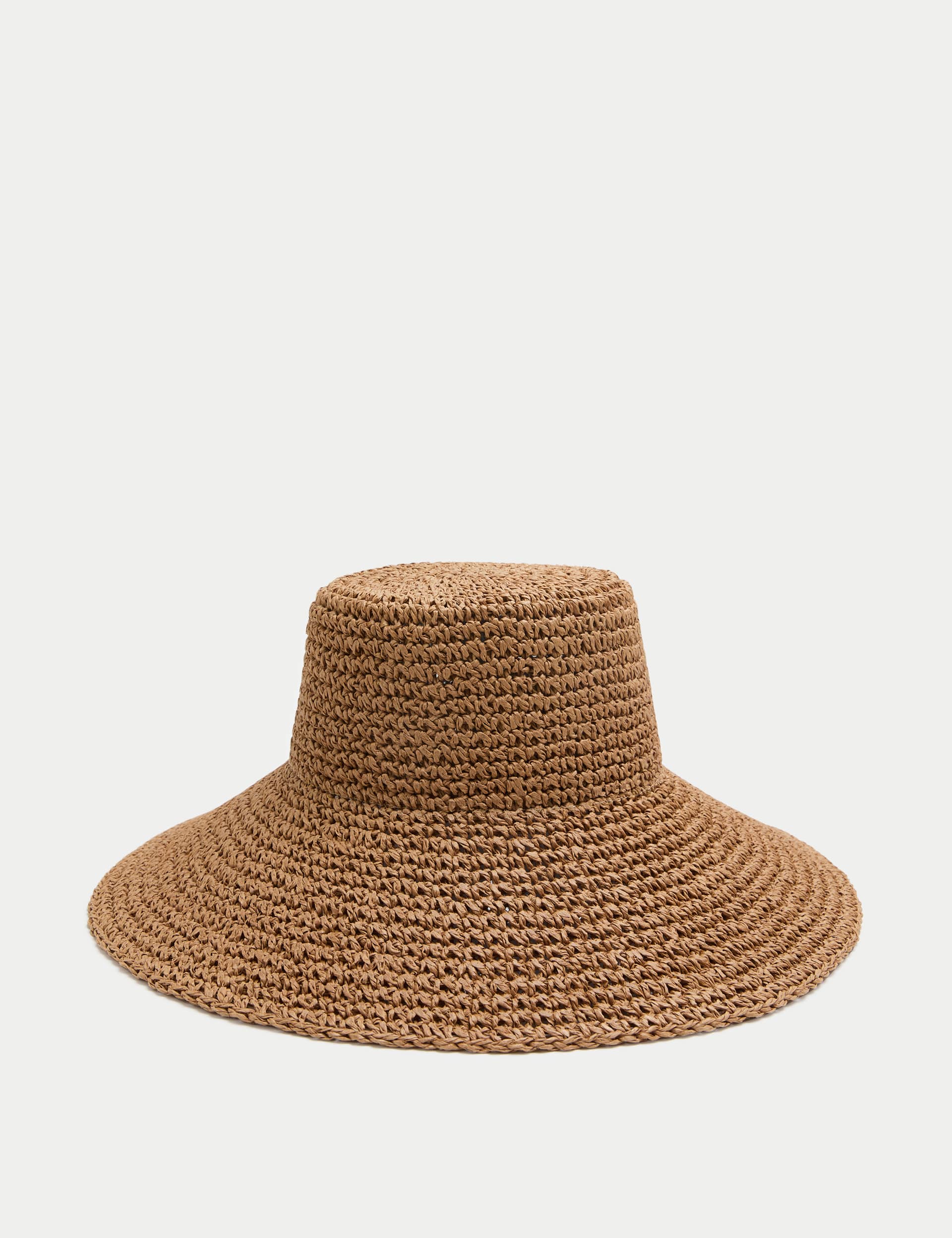 Straw Scalloped Edge Hat