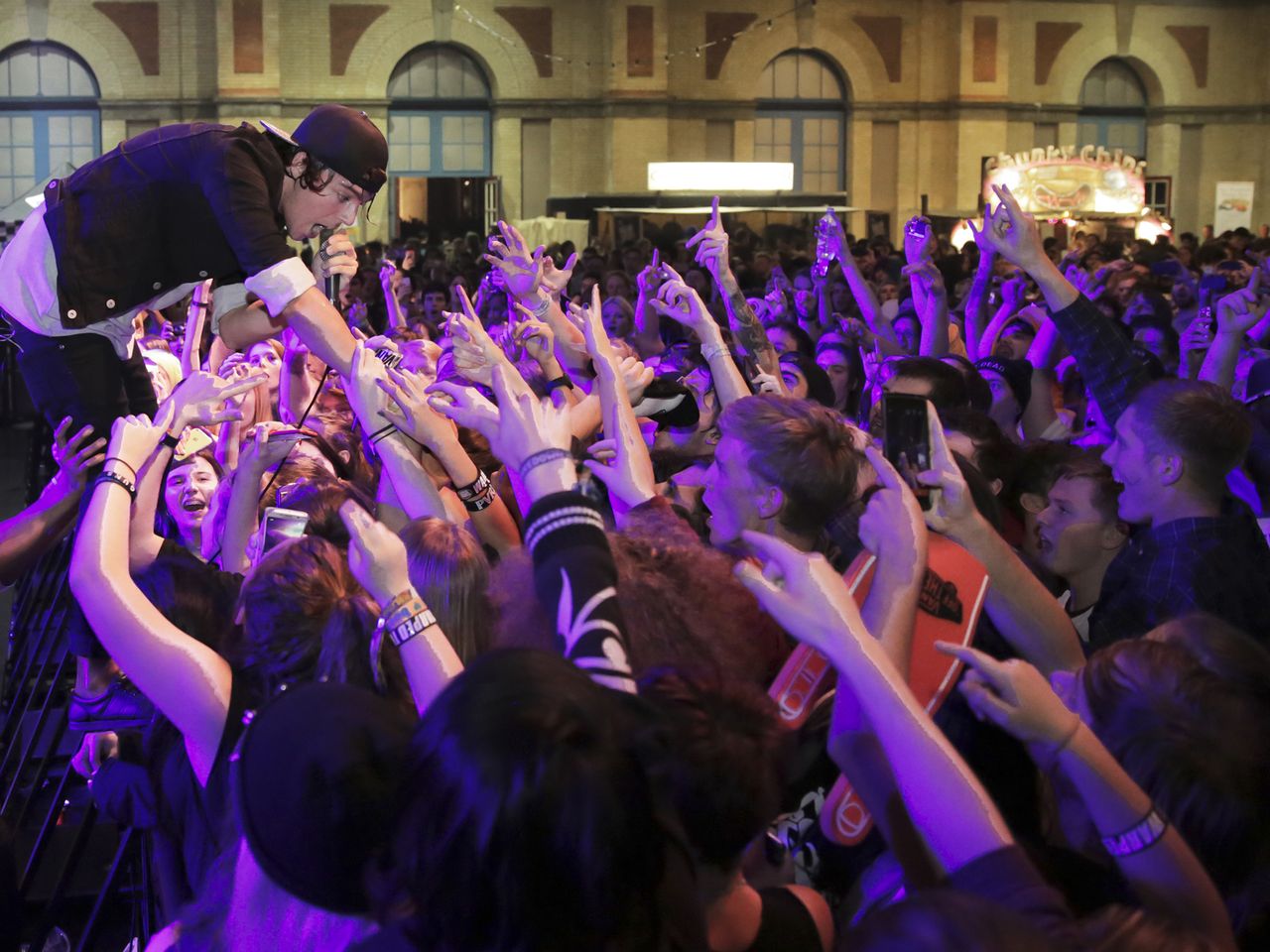 Chunk! No, Captain Chunk!