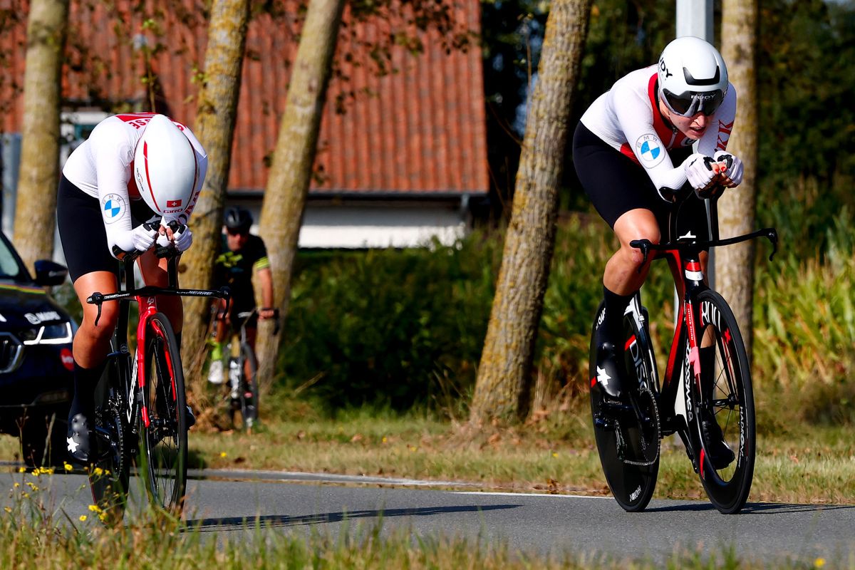 2021 UCI World Championships Flanders Mixed Relay Knokke Heist Bruges 443 km 22092021 Marlen Reusser Switzerland Elise Chabbey Switzerland Nicole Koller Switzerland photo Luca BettiniBettiniPhoto2021