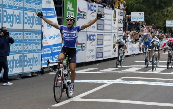 Dario Cataldo (Quick Step) won by a big margin