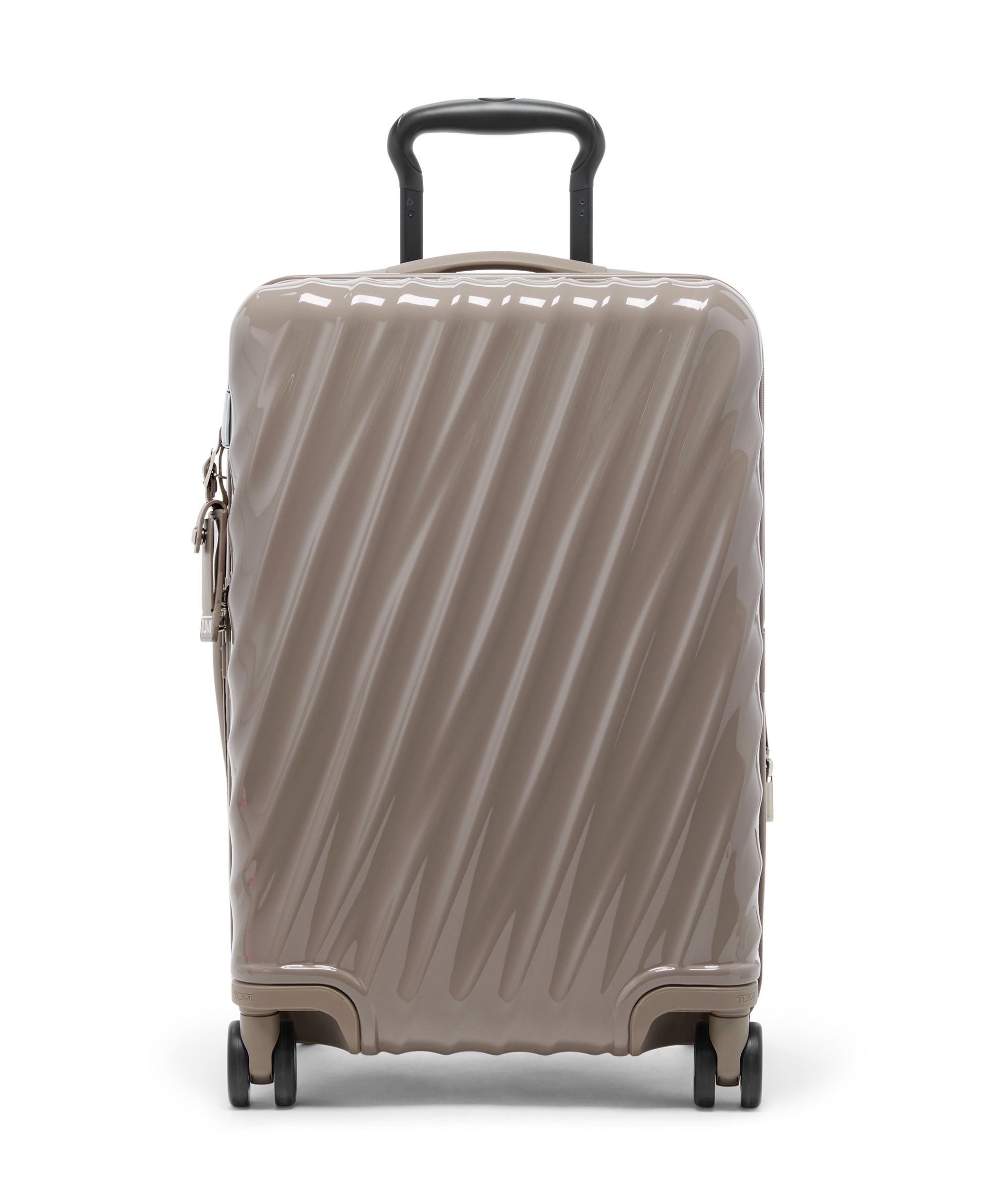 tumi, International Expandable 4 Wheeled Carry-On