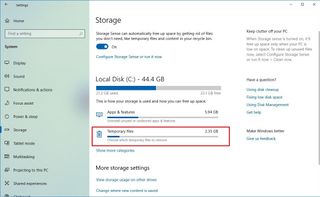 Windows 10 Storage sense temporary files option