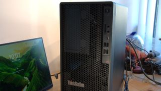 Lenovo ThinkStation P2 Tower workstation