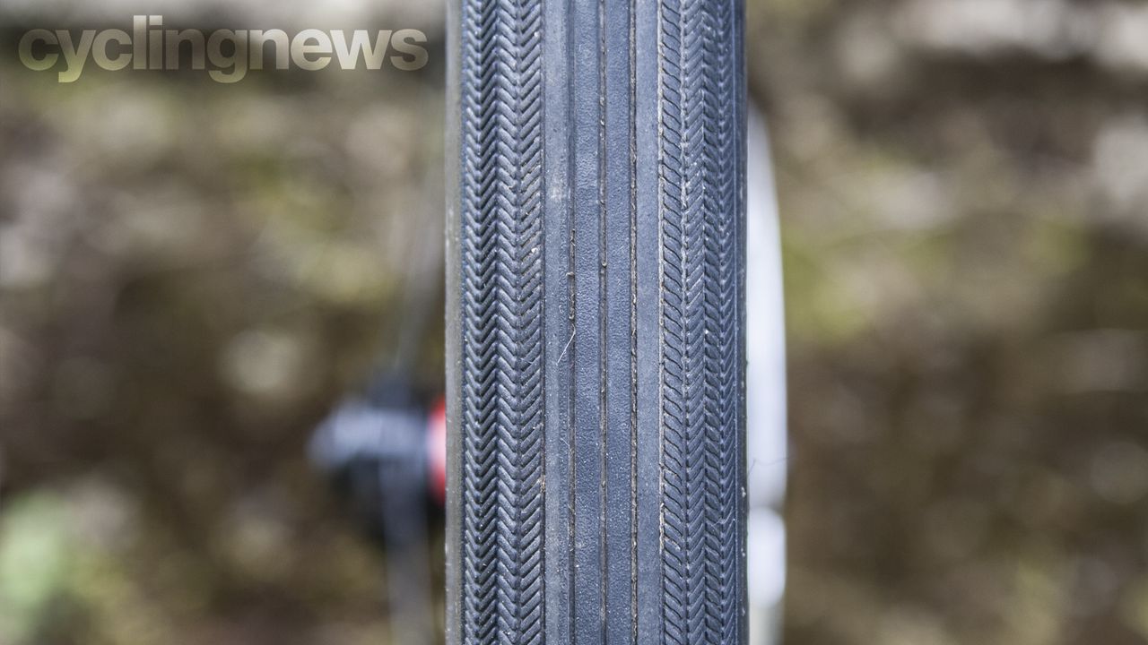 Vel 6085 RSL Disc wheels