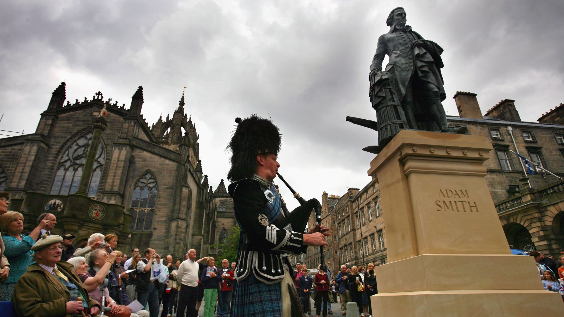 A statue in Edinburgh's Royal Mile, created by Alexander Stoddart