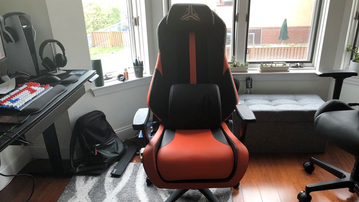 gaming chair with built in massager