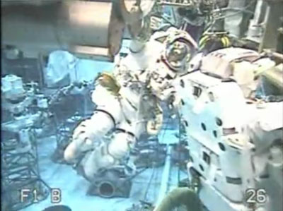 Giant Swimming Pool Helps NASA Plan Emergency Spacewalks