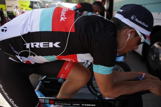 Nelson Oliveira (RadioShack Leopard) puts in some trainer time before the team time trial stage