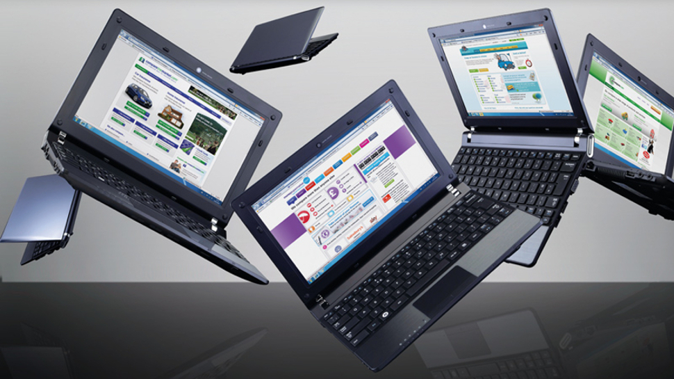 Витринный ноутбук. Разные Ноутбуки. Современные типы ноутбуков. Ноутбуки много. Ноутбуки ассортимент.