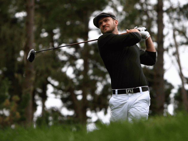Justin Timberlake playing golf