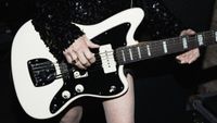 Fender Kim Gordon Jazzmaster
