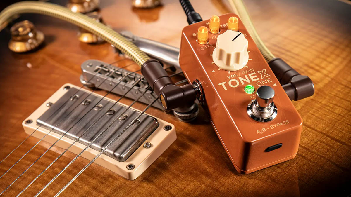 IK Multimedia Tonex One Double Special: the limited edition mini pedal comes preloaed with 20 modelled sounds from two of IK's own super-rare Dumbles.
