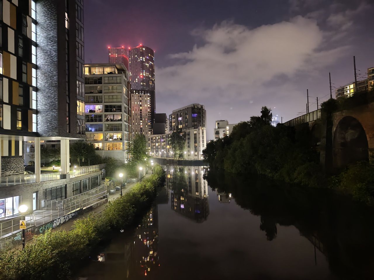 A picture of a night-time city scape, taken on the Fairphone 6 Plus.