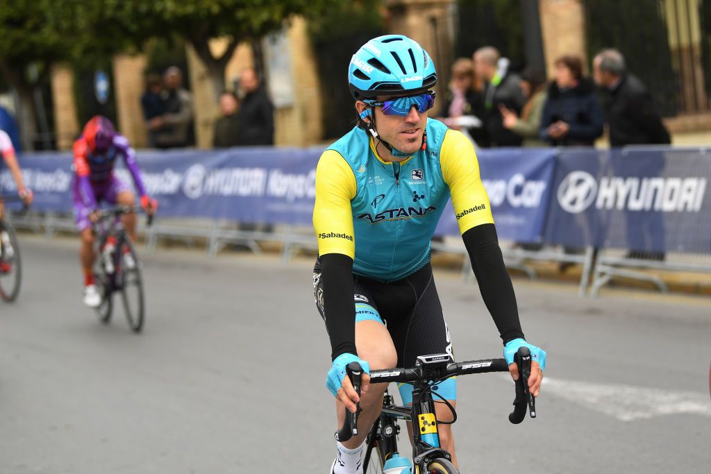 Ion Izagirre rides to the start of stage 5 of the Volta a la Comunitat Valenciana