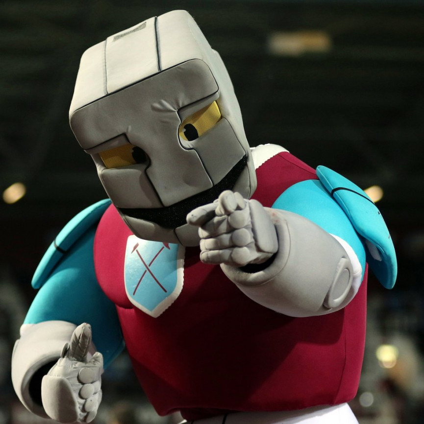this-seasons-premier-league-mascots-ranked-3-1556679150-2oOv-column-width-inline