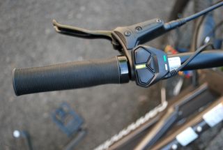 The e-assist control panel on the handlebars of a Cannondale Compact Neo e-bike