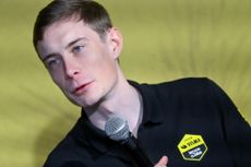 Jonas Vingegaard speaks at the Visma-Lease a Bike team launch, Spain, January 2026