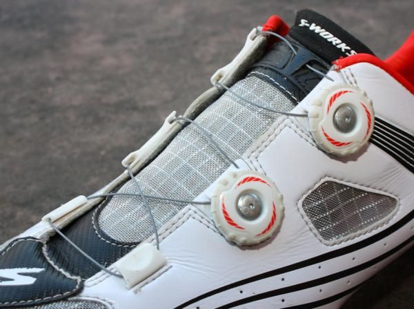 The new dual-zone Boa closure system offers a more lace-like feel across the top of the foot than most mechanical systems and is wonderfully easy to use even while riding