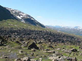 Kärkevagge (which means "Valley of Boulders") is located in the Swedish Lapland. The rocks here host a diverse variety of rock coatings.
