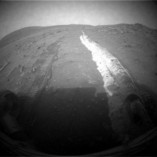 Mars Rover Inexplicably Reboots Computer | Space
