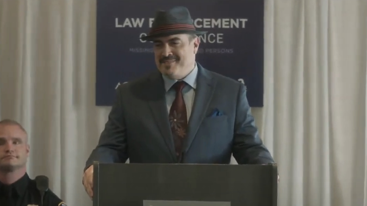 David Zayas as Angel Batista giving a speech on Dexter: New Blood