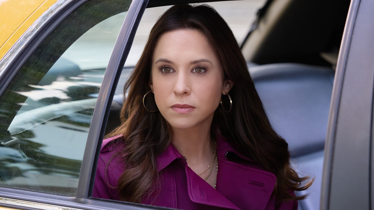 Lacey Chabert Has A New Hallmark Movie Coming This Weekend, And It’s One I’ve Been Waiting For