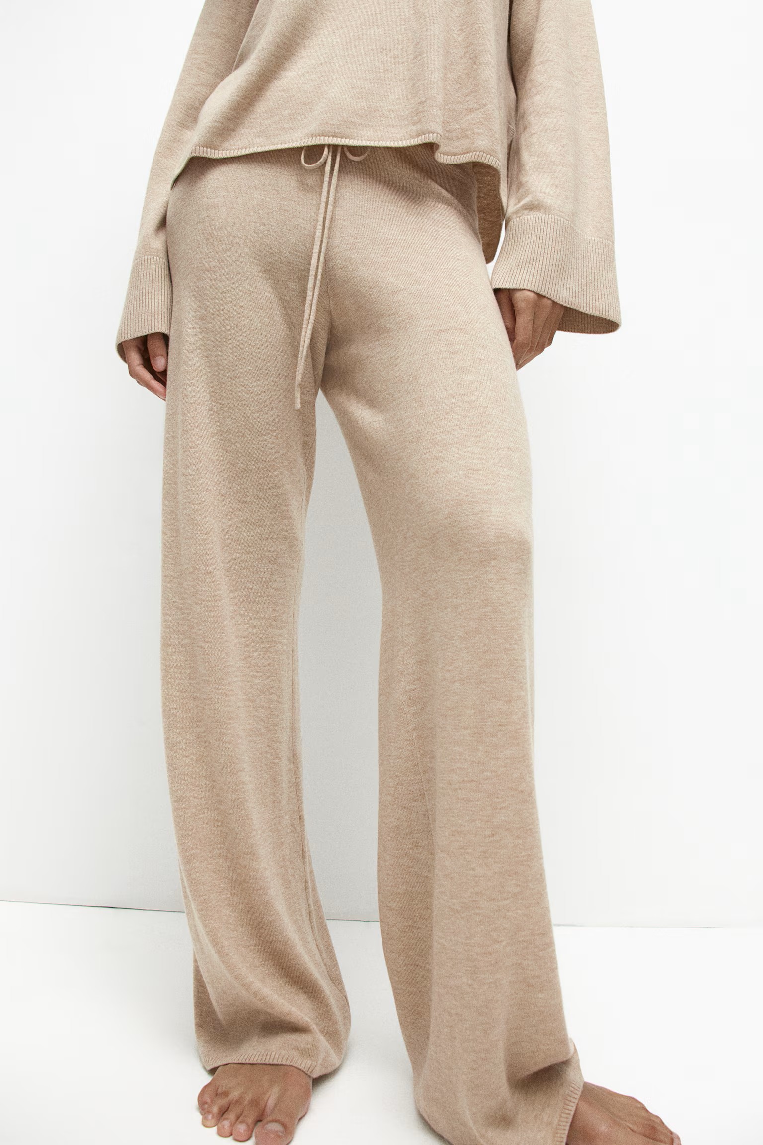 Fine-Knit Cashmere-Blend Poncho