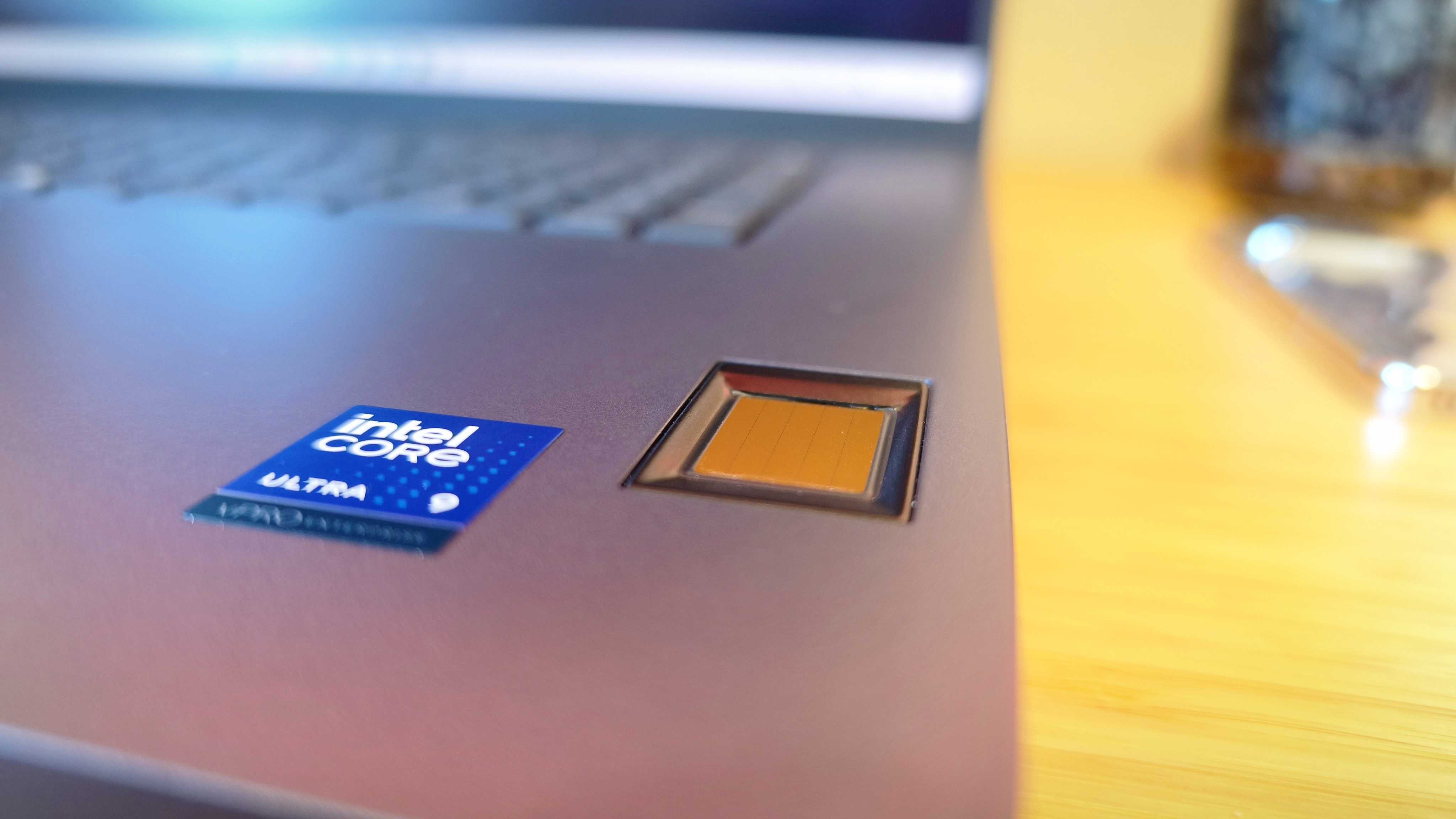 A Dell Pro Max 18 Plus laptop on a wooden desk