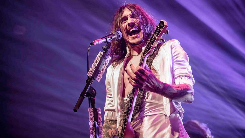 Justin Hawkins "A note played with supreme conﬁdence, no matter how