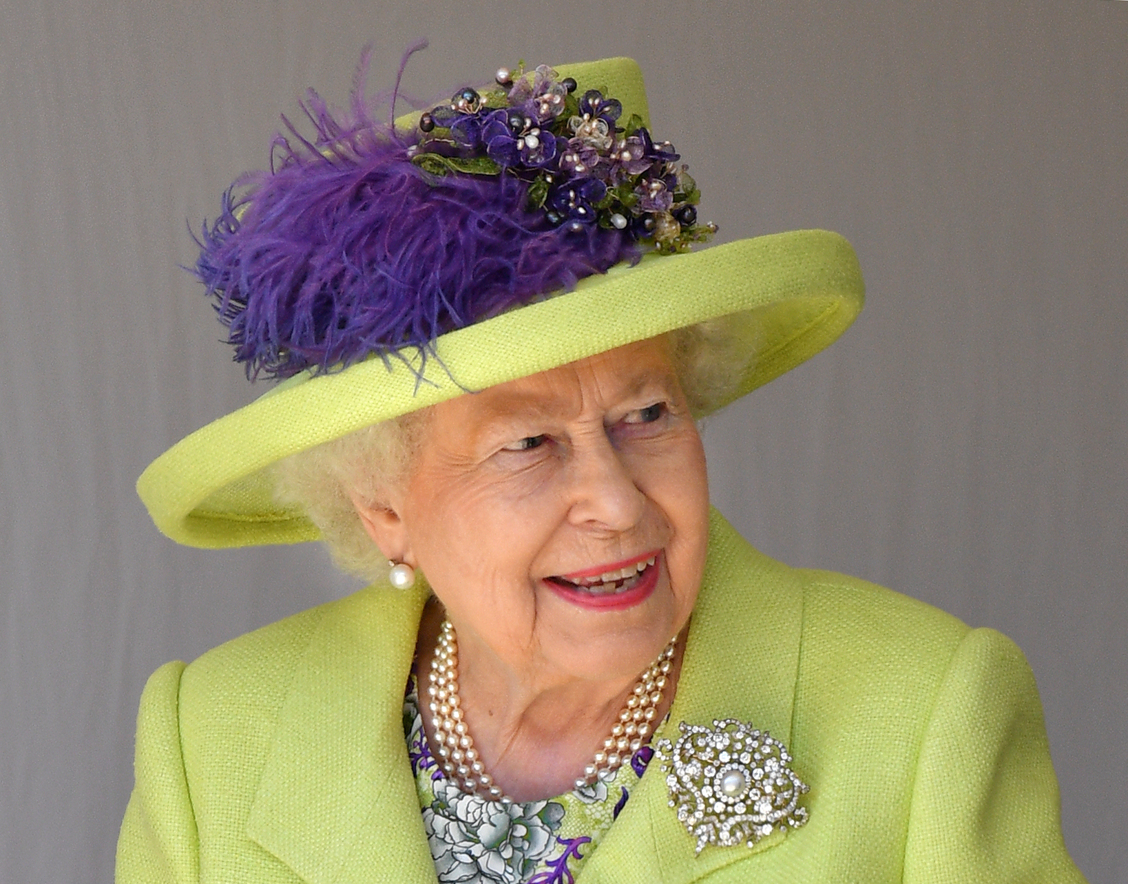 royal wedding hats queen elizabeth