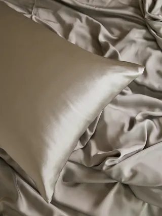 Silk Pillowcase - Creme / Standard