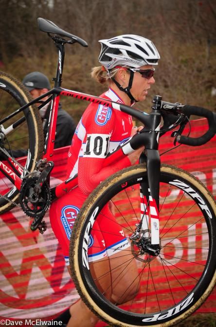 Meredith Miller (Cal Giant/ Specialized) running Mt. Krumpit