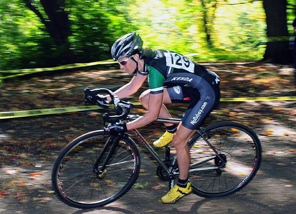 Mary McConneloug (Kenda-Seven-No Tubes) goes quickly into second place.