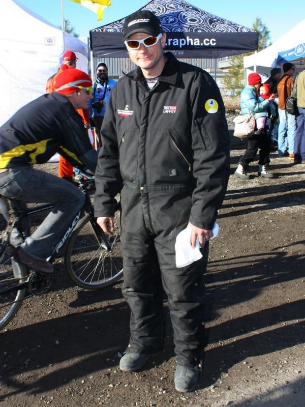 Cannondale-Cyclocrossworld.com team mechanic Troy Laffer models the standard outfit for the pits.
