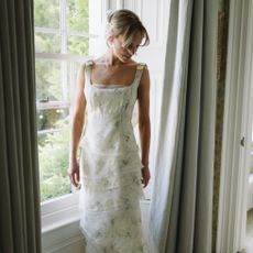 Second-hand wedding dresses: The Loop